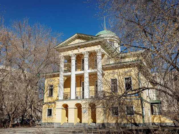 Арендатор участка за Домом Малахова хочет построить на нем «офисник»