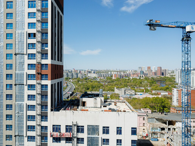 Банки РФ досрочно прекращают прием заявок на льготную ипотеку. Что будет дальше?

