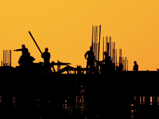 Падают стройка и промышленность. Экономическая активность регионов РФ начала замедляться Падают стройка и промышленность. Экономическая активность регионов РФ начала замедляться