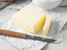 Челябинские предприятия «заморозят» цены на сливочное масло
