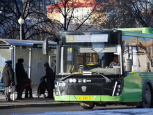 Стоимость проезда в автобусах и маршрутках Тюмени с января вырастет на рубль