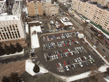 Самые востребованные платные парковки в Тюмени подорожают до 75 рублей в час