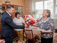 Почетные ветераны АПЗ — участники ВОВ — получили от предприятия подарки к 9 мая 