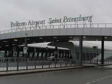 На фоне заявлений Пулково о возобновлении штатной работы отмены рейсов продолжаются