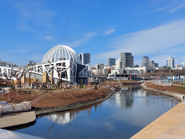 Екатеринбург готов принять штабы госкомпаний. Это принесет ему 250-300 млрд руб. в год