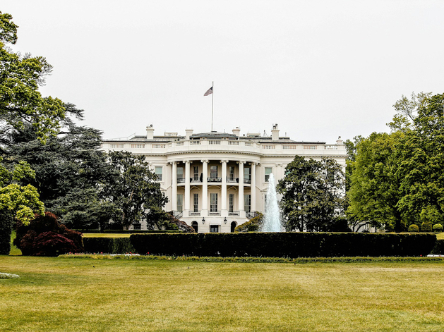 Вашингтон и Пекин заключили новое торговое соглашение Вашингтон и Пекин заключили новое торговое соглашение