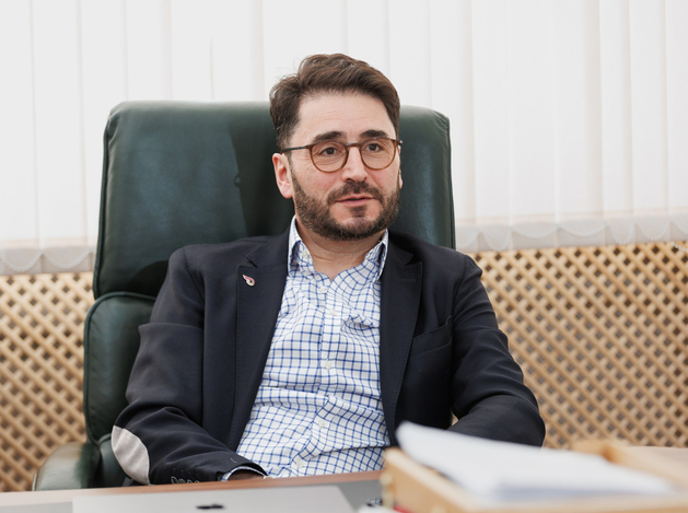 «Привыкли сравнивать импортное с нашим, а нужно судить не по стране, а по функционалу» «Привыкли сравнивать импортное с нашим, а нужно судить не по стране, а по функционалу»