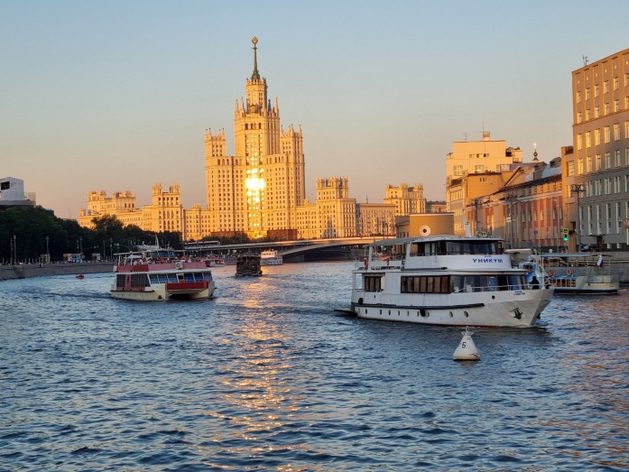 Суверенный кредитный рейтинг России от иностранного агентства вырос впервые с 2022 г.