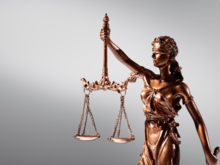 Суд рассмотрит дело экс-замглавы челябинского Центра «Э». Какое наказание ему грозит? 