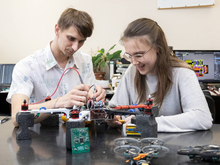 «Мозг» для беспилотников: челябинские ученые создали гибкую систему управления дронами 