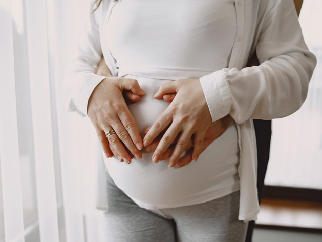 Свердловские власти пообещали молодым мамам до 550 тыс. руб.: условия выплат