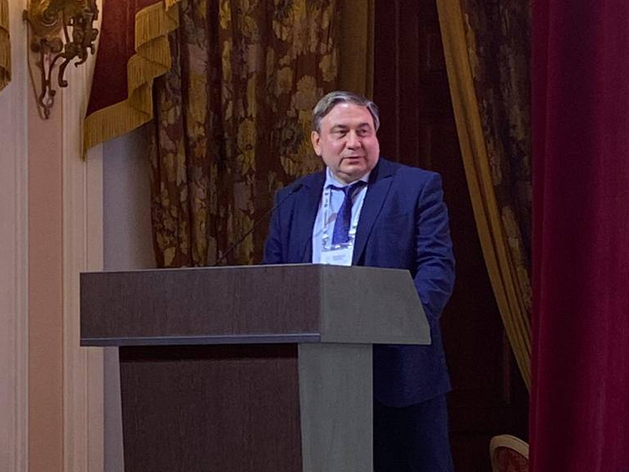 Свердловскому экс-министру ЖКХ снова продлили арест. Он в СИЗО уже четыре месяца