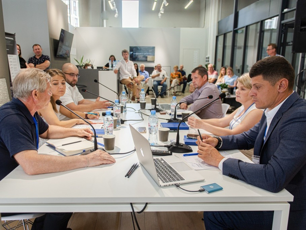 Высокие требования. Какие материалы выбирают для благоустройства эксплуатируемых кровель