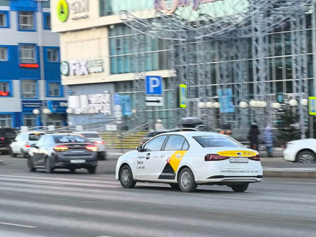 Таксисты требуют пересмотреть закон о локализации машин в автопарках