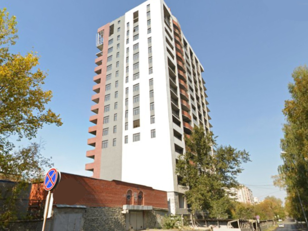 В Екатеринбурге выставили на торги скандальный недострой на ул. Бажова за 500 млн руб. В Екатеринбурге выставили на торги скандальный недострой на ул. Бажова за 500 млн руб.