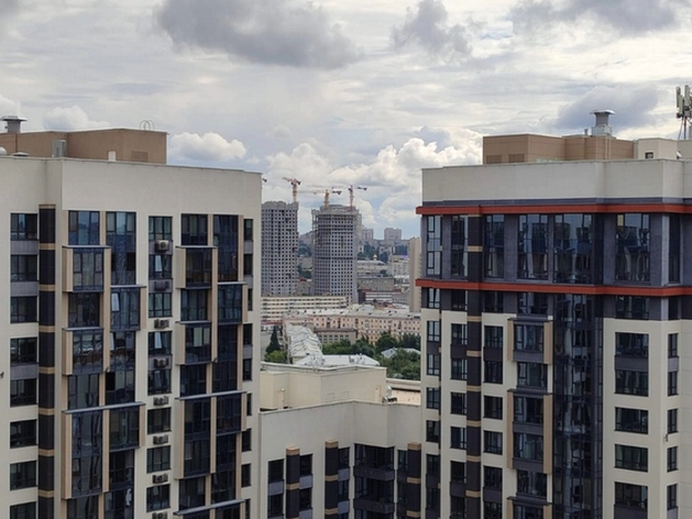 Квартиры не продаются: 8 локаций в России попали в зону риска по продажам новостроек