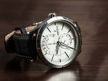 В Петербурге у помощника судьи украли часы за 1,2 млн рублей 