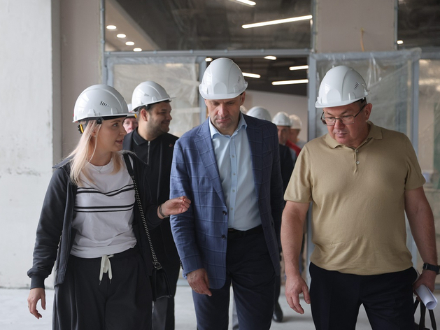 Стройплощадку кампуса УрФУ посетили заместители министра науки и высшего образования РФ