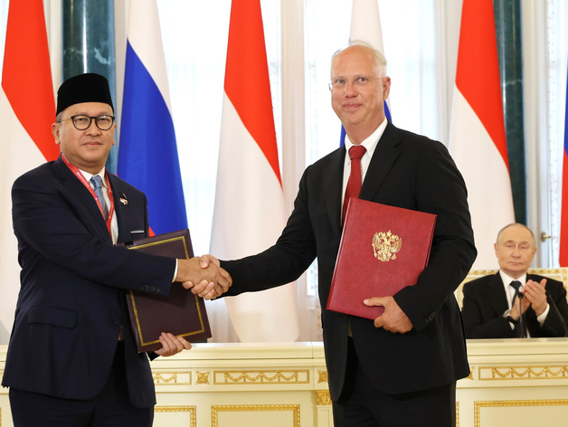 На ПМЭФ за три дня заключено соглашений на сумму 6,3 трлн руб.