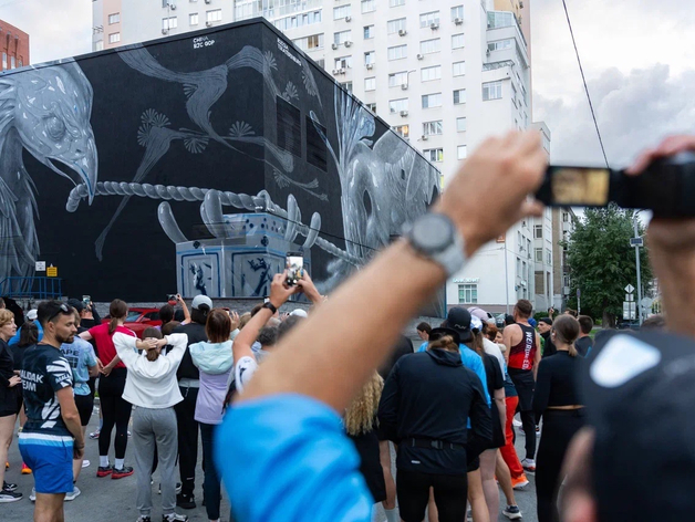 В Екатеринбурге запустили экскурсии-пробежки по арт-объектам фестиваля «Стенограффия»