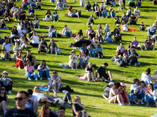 Электронная сцена VK Fest соберет топовых диджеев в парке 300-летия