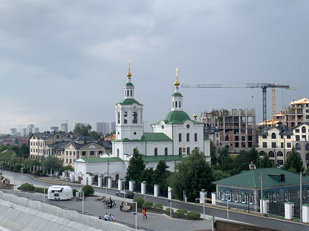 Минцифры запустило мультиязычное приложение для иностранцев ruID