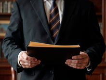 Завод из Троицка требует через суд десятки тысяч долларов от партнера из Челябинска
