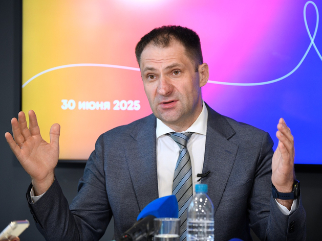 «Принести пользу и поменьше ошибаться»: как новый руководитель УрФУ будет развивать вуз