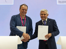 Сбер и «ДСТ-Урал» планируют запустить льготный лизинг спецтехники по программе ДОМ.РФ