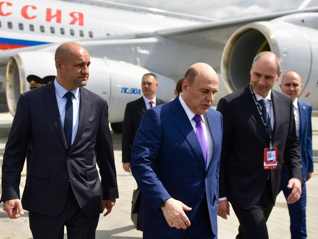 На выставке ИННОПРОМ Михаилу Мишустину презентовали «Космос» 