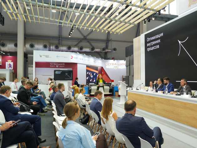 Будущее ИИ обсудили на заседании комиссии по цифровым и информационным технологиям СОСПП