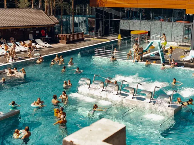 Сотрудники термального комплекса в Екатеринбурге отравились хлором: что известно о ЧП