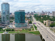 Трамваи вместо автомобилей, промышленные многоэтажки, дроны в ЖК — будущее Екатеринбурга?