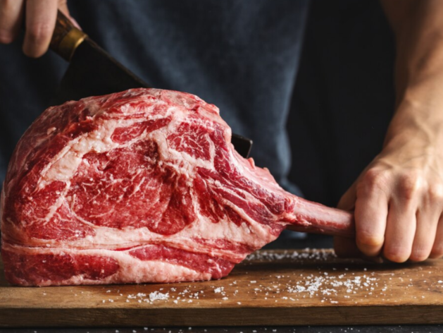 В Свердловской области падает производство продуктов питания и промышленной продукции В Свердловской области падает производство продуктов питания и промышленной продукции