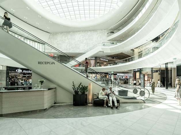 В первой половине 2025 г. средний чек покупки офлайн в 1,5 раза ниже, чем онлайн