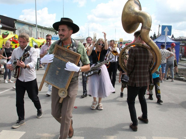 Лето рулит: «Немайская прогулка», TerraJaz, Билан и Uma2rman ждут уральцев в эти выходные 