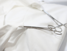 Прокуратура выявила просроченные лекарства в ветеринарной клинике на ВО

