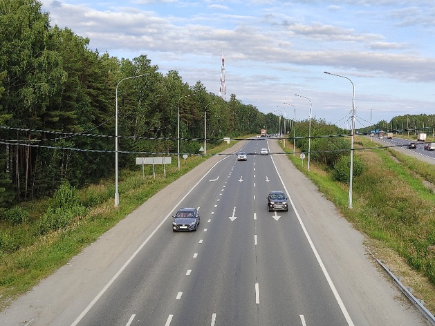 Свердловская область в лидерах по безопасности на дорогах, но в аутсайдерах по их качеству