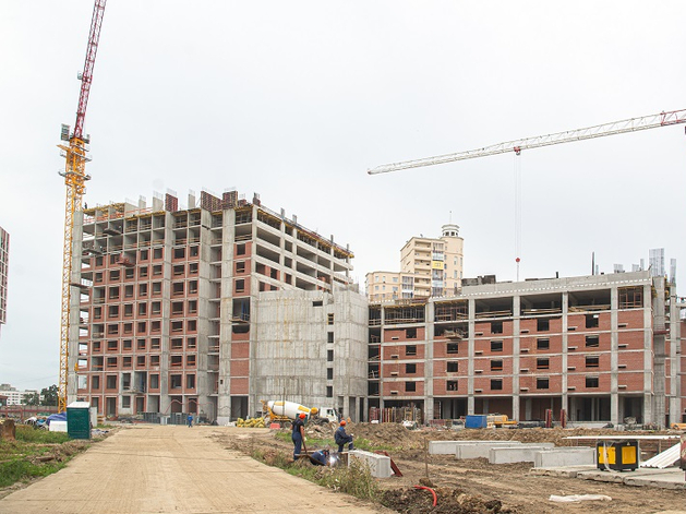 Заглядываем на стройплощадку самого амбициозного ЖК в Екатеринбурге: каким он будет