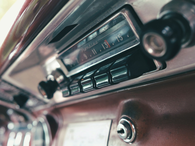 Радиостанции вновь потребовали обязательно устанавливать FM-модули во все новые автомобили Радиостанции вновь потребовали обязательно устанавливать FM-модули во все новые автомобили