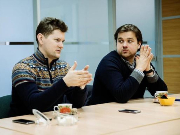 Генеральный директор системы бронирования новостроек «НМаркет.ПРО» Павел Кочкин и руководитель «НМаркет.ПРО-Екатеринбург» Алексей Колупаев