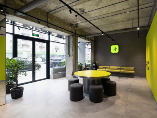 В День города «Золотое Яблоко» открыл первый собственный ПВЗ в Екатеринбурге