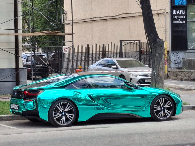 Импорт автомобилей на Урал вырос в три раза: откуда их везут