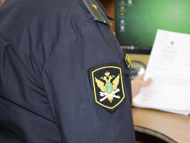 В центре Екатеринбурга опечатали офис судебных приставов