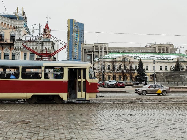 В мэрии Екатеринбурга рассказали, куда исчезают трамваи и троллейбусы
