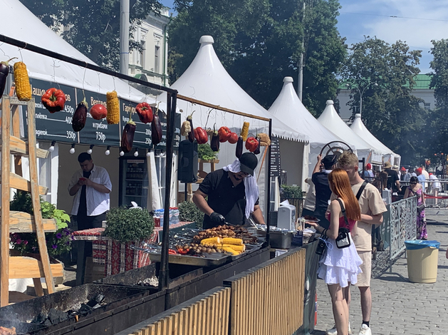 Минцифры рекомендует крупному бизнесу интегрироваться с Max