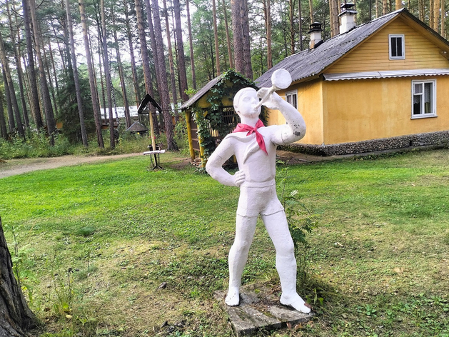 Лето — всё: юные уральцы не только отдохнули в лагерях, но и помогли местным работодателям