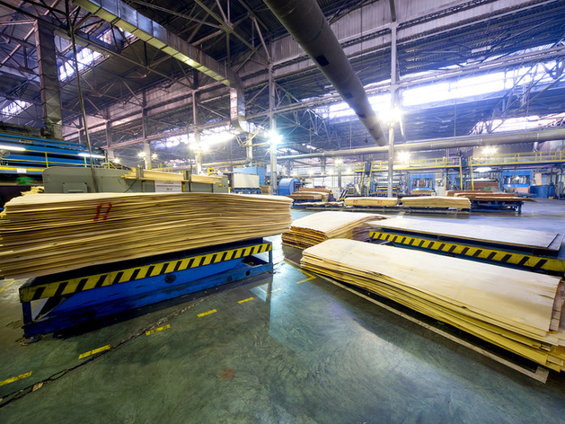 Фанерная отрасль РФ скатывается в кризис. Европа недоступна, предприятия закрываются