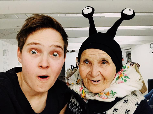 «Надо отучить людей просить бабки». Как Cocco bello кормит всю Москву деревенским медом «Надо отучить людей просить бабки». Как Cocco bello кормит всю Москву деревенским медом