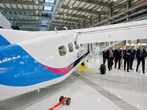 Владимир Путин снова поручил ускорить создание самолета «Байкал»